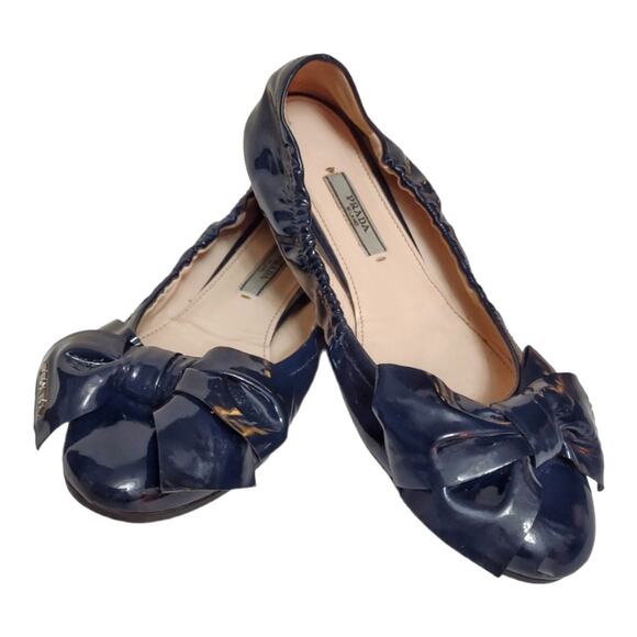 PRADA Navy Ballet Flats EU Size 35.5 Bows Elasticized Patent Leather US Size 8.5 - Picture 1 of 11